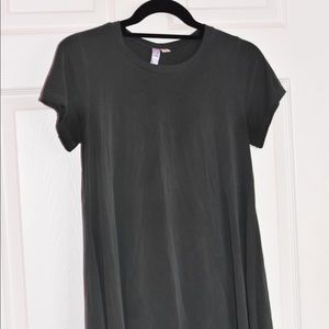 Francesca’s Olive Green T-Shirt Dress